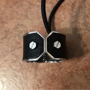 Henri Bendel Saffiano Leather Pony Tail Holder RARE!🤩